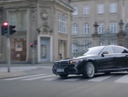 Roger Federer reveals what matters for him in the Mercedes-Benz S-Class ad